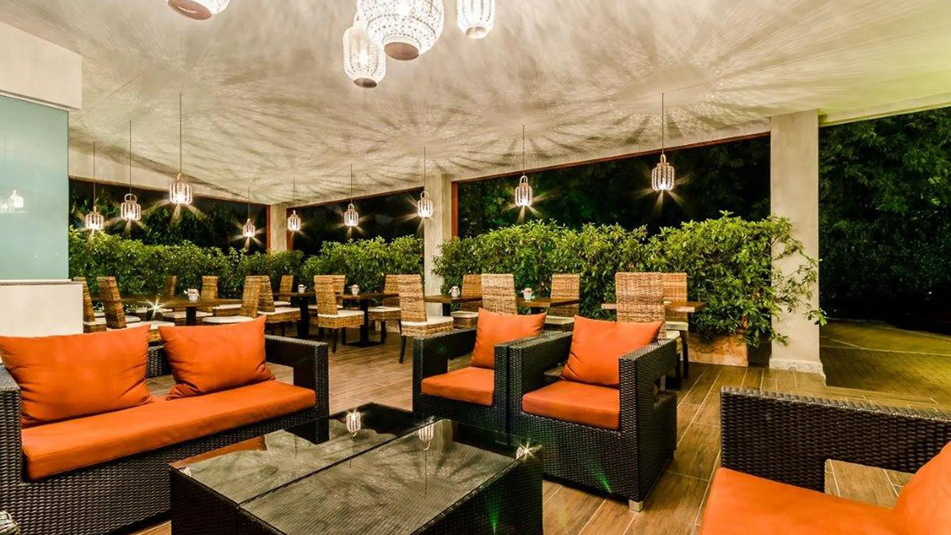 Hotel Silver Milano 4*,