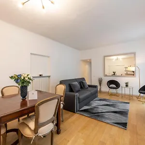 Apartment Royal - Centro Cadorna Milan